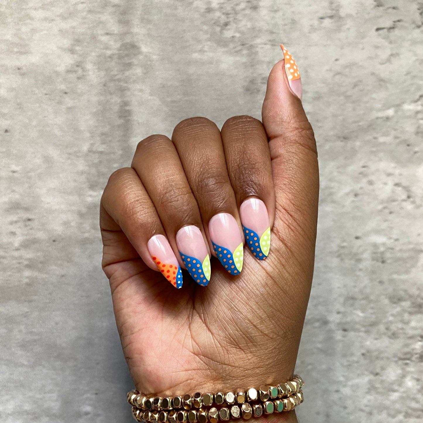 WILLOW PRESS-ON NAILS KIT